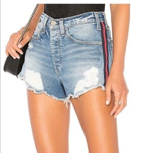 COPY - McGuire Ibiza short in via colombo